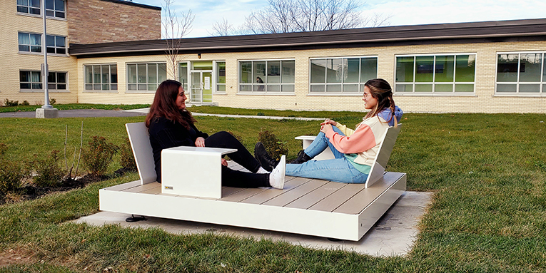 Mobilier urbain - Chaise longue ludique - mobilier scolaire