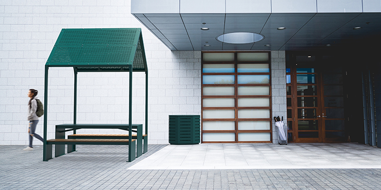 Mobilier urbain - Table pique-nique avec abri solaire