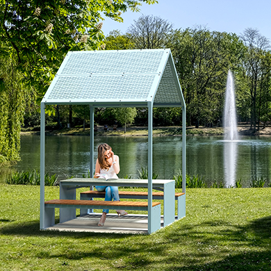 Table pique-nique avec abri solaire