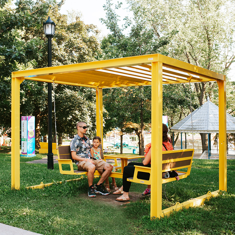 Balancelle urbaine - mobilier urbain ludique - balancelle autoportante