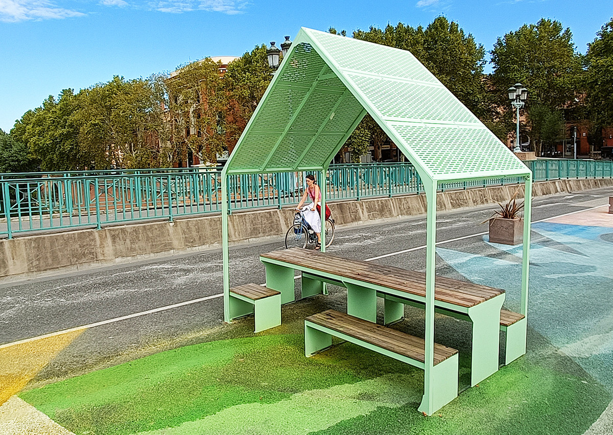 Table de coworking extérieur - mobilier espace collaboratif extérieur - mobilier scolaire