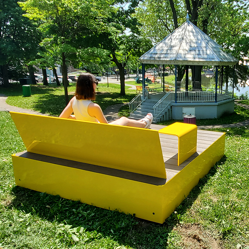 Chaise longue Ludique - mobilier espace aquatique - mobilier station touristique - mobilier espace récréotouristique