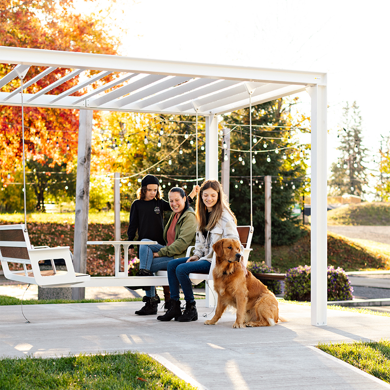 Balancelle urbaine double avec table - mobilier parc urbain - 4 personnes