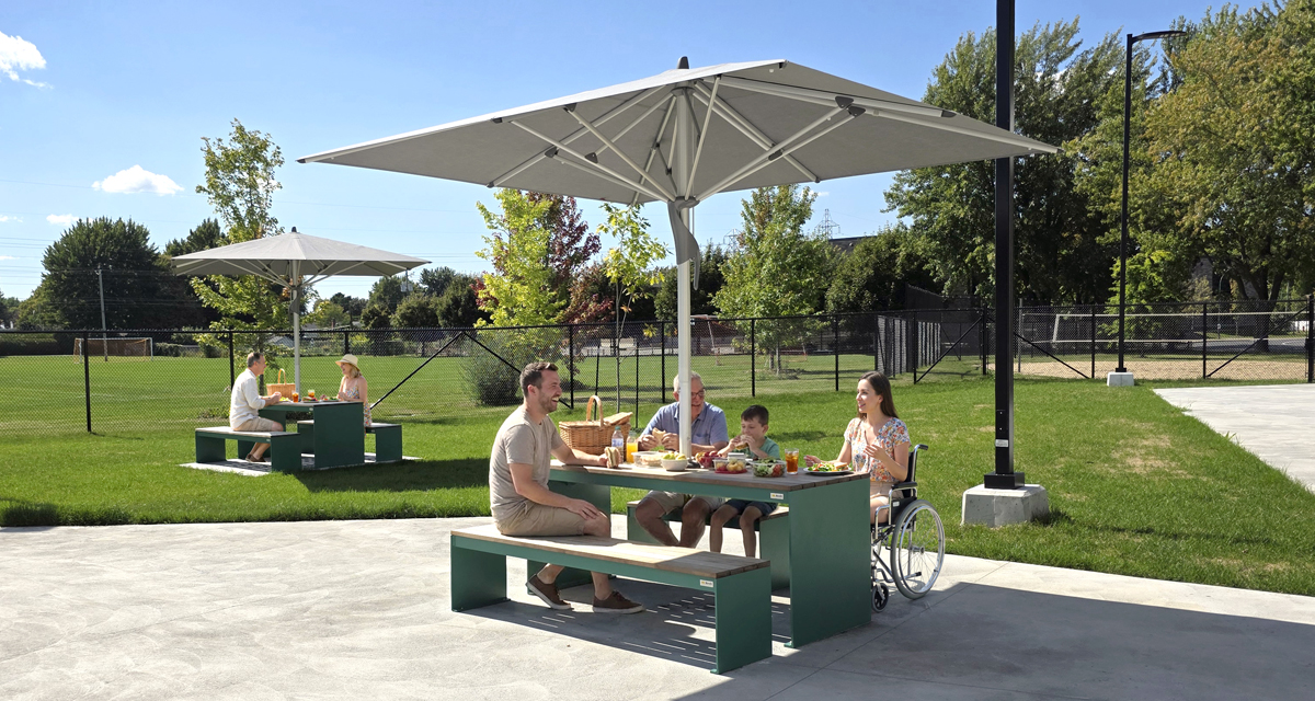 Table pique-nique modulaire, accès universel (PMR), parasol de tissu, abri solaire, abri de table de pique-nique, mobilier urbain, table à pique-nique, table publique, banc public, mobilier espace public, mobilier extérieur, mobilier d'espace collaboratif extérieur, mobilier espace commercial, mobilier de parc, mobilier scolaire, station touristique, mobilier terrasse commerciale, mobilier place publique, mobilier toit-terrasse extérieur, mobilier modulaire urbain Modular picnic table, universal access (ADA), fabric parasol, sunshade, solar shelter, sunbrella, umbrella, Picnic table shelter, urban furniture, street furniture, site furnishings, public table, public bench, modular picnic table, public space furniture, public square outdoor furniture, outdoor furniture, outdoor collaborative space furniture, commercial furniture, park furniture, school outdoor furniture, touristic station, Touristic site outdoor furniture, commercial terrace furniture, rooftop terrace furniture, urban modular furniture
